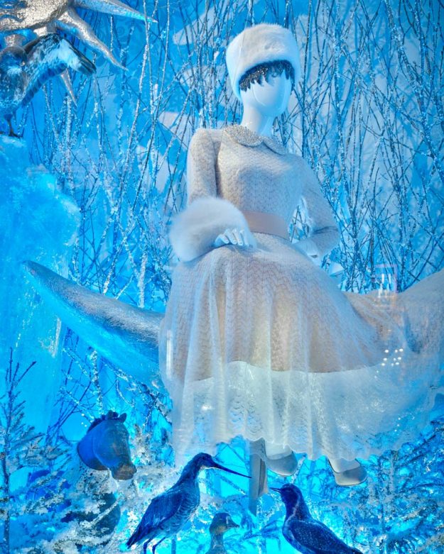 Hotel Metropol Moscow Christmas Decoration via Cinnamon Circle Hotel Metropol Moscow Christmas Decoration via Cinnamon Circle